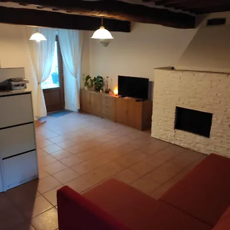 La Casa Tra I Castagni Hébergement de vacances Seravezza