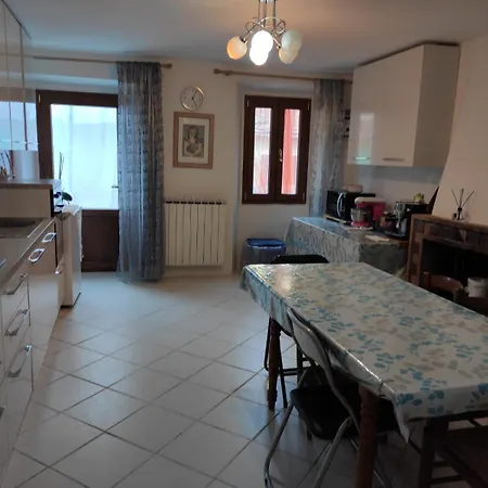 La Casa Tra I Castagni Hébergement de vacances Seravezza