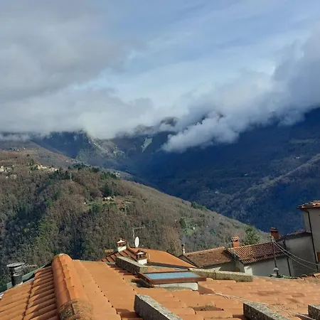 La Casa Tra I Castagni Hébergement de vacances Seravezza