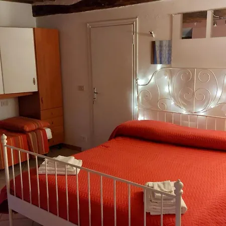 La Casa Tra I Castagni *