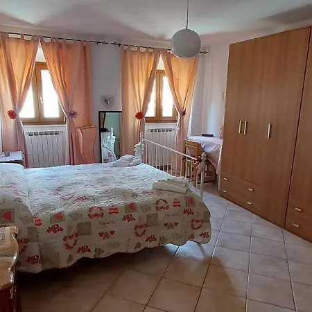Hébergement de vacances La Casa Tra I Castagni